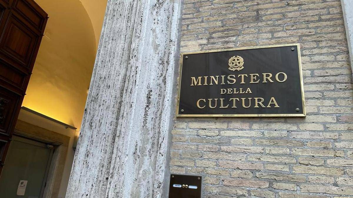 Ministero della Cultura lascia il capo ufficio stampa Tatafiore Dimissioni immediate
