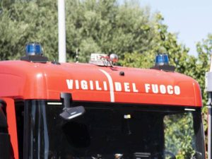 Ravenna, schianto tra auto e camion: due morti e diversi feriti a Casalborsetti