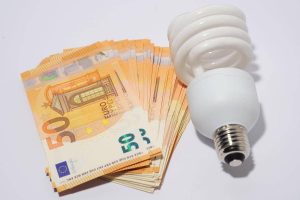 Bolletta luce e gas, dal primo luglio arriva ‘scontrino energia’