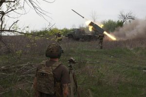 Ucraina, soldati per caso dal Camerun: “In Russia per lavoro, mi sono ritrovato in guerra”