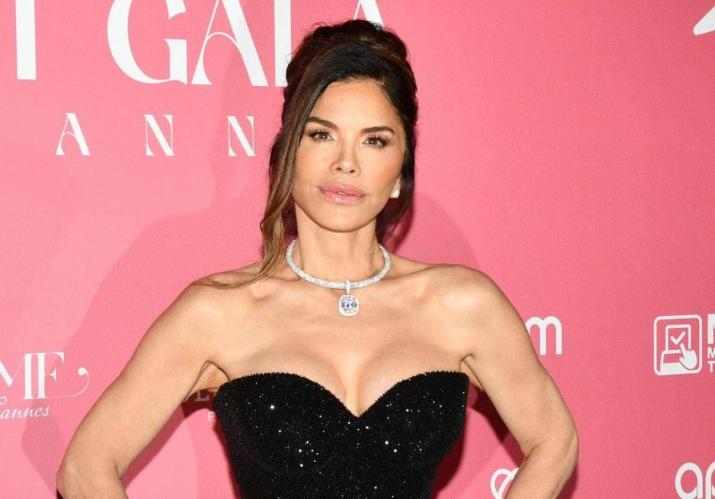 Lady Bezos è reporter, pilota e ‘astronauta’: tutto su Lauren Sanchez