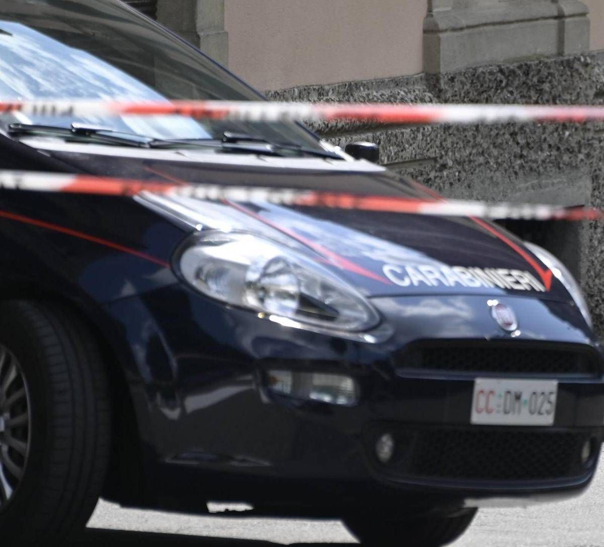 Lecce spari contro lauto dellallenatore. Indagato consigliere regionale Puglia Non faceva giocare il cognato