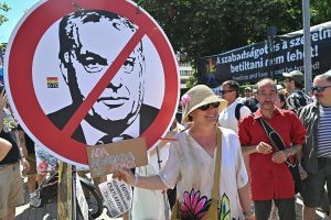 Pride a Budapest, ira Orban: “Spettacolo ripugnante ordinato da Bruxelles”