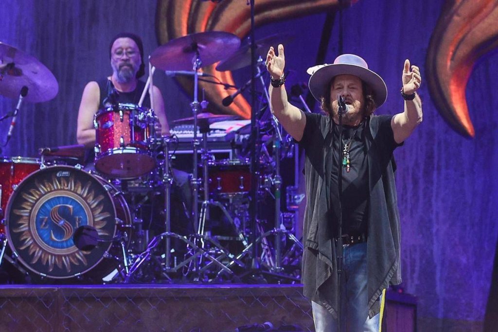 Zucchero contro Bezos: “Perché viene a rompere i cogl…?”