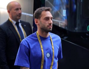 Inter, volano stracci. Calhanoglu replica a Lautaro: “Non ho mai tradito”