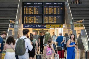 Sciopero treni del 7 e 8 luglio: gli orari della protesta e le fasce di garanzia