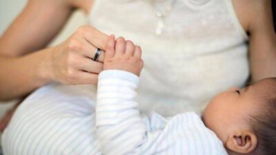 I dentini dei bebe Spuntano prima se la mamma e stressata lo studio