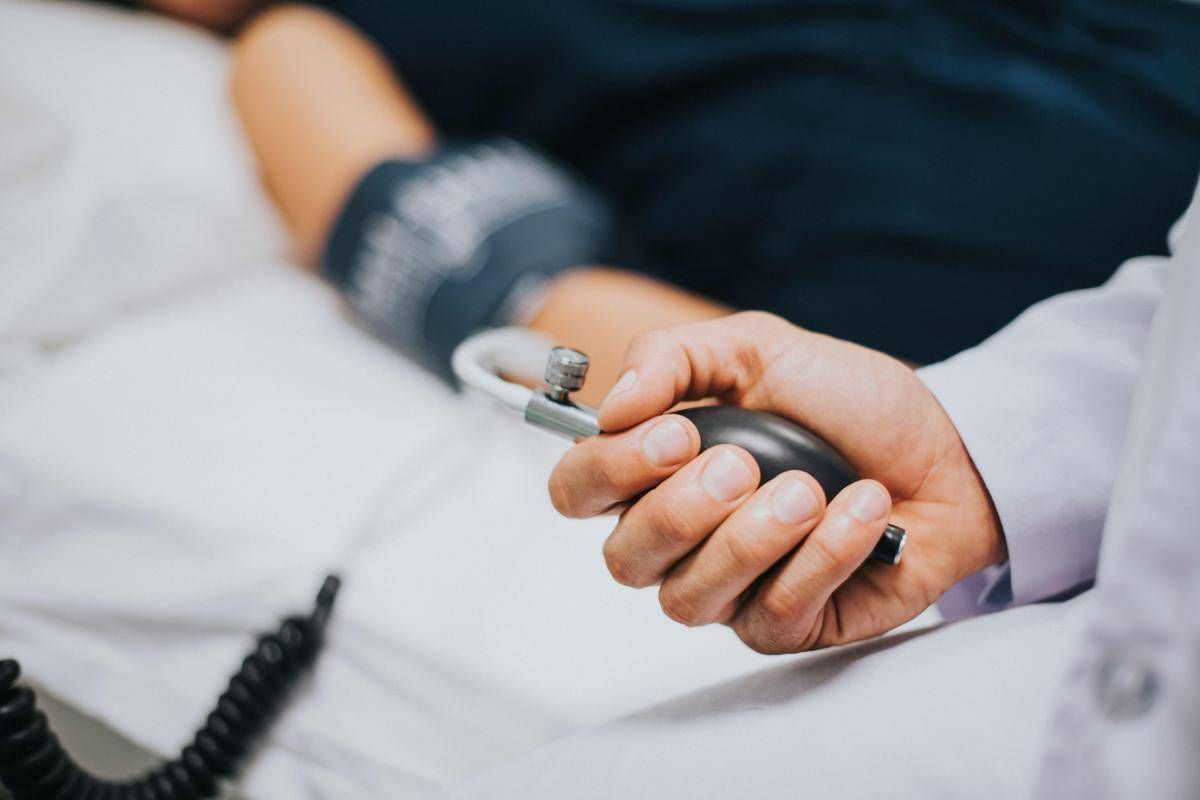 Pressione alta anche i bimbi sono ipertesi casi raddoppiati in 20 anni