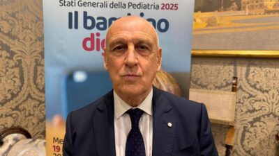 Agostiniani Sip Ritardare smartphone in ragazzi protegge vista sonno e peso