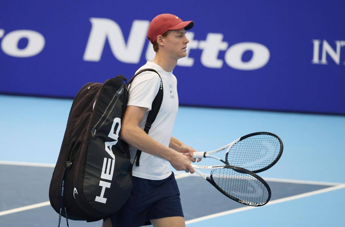 Atp Finals marea arancione per Sinner il pubblico abbraccia Jannik prima dellesordio a Torino