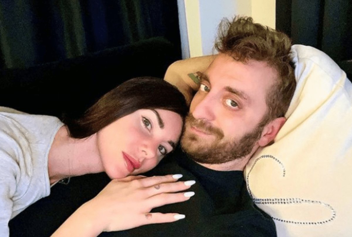 Bianca Atzei annuncia laddio a Stefano Corti Strade diverse mi sento un po sola