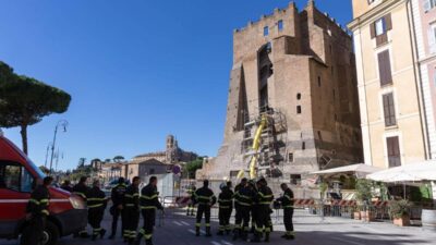 Crollo Torre dei Conti lautopsia sulloperaio Octay Stroici e morto per schiacciamento
