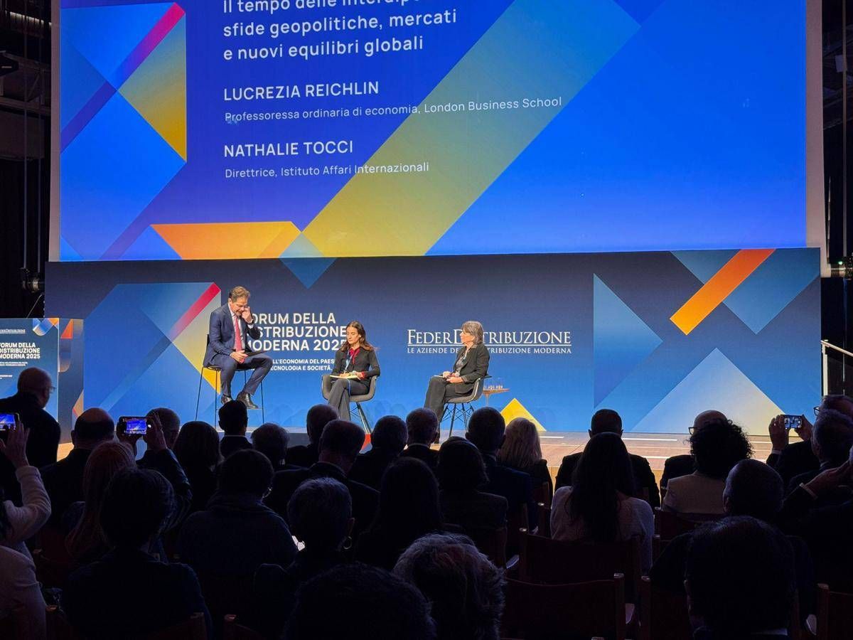 Forum Distribuzione Moderna 2025 futuro del retail tra sfide globali e innovazione