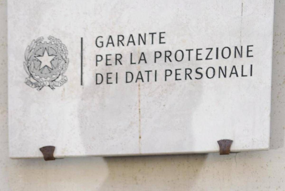 Garante per la Privacy si dimette il segretario generale Fanizza
