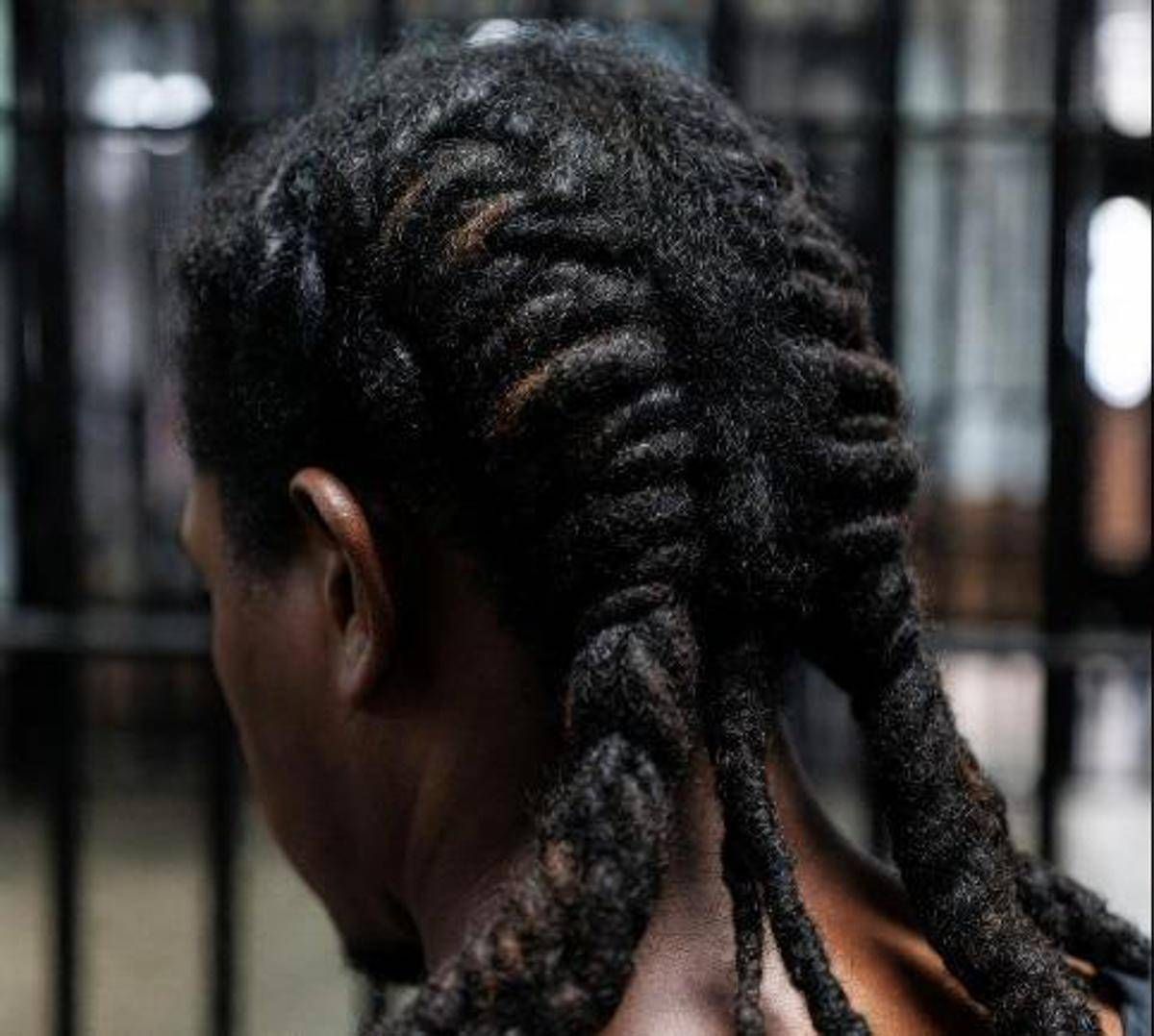 In prigione gli rasano la testa a zero rastafariano alla Corte Suprema Violata la liberta religiosa