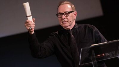 Kevin Spacey senza fissa dimora Vivo in Airbnb e in hotel vado dove ce lavoro