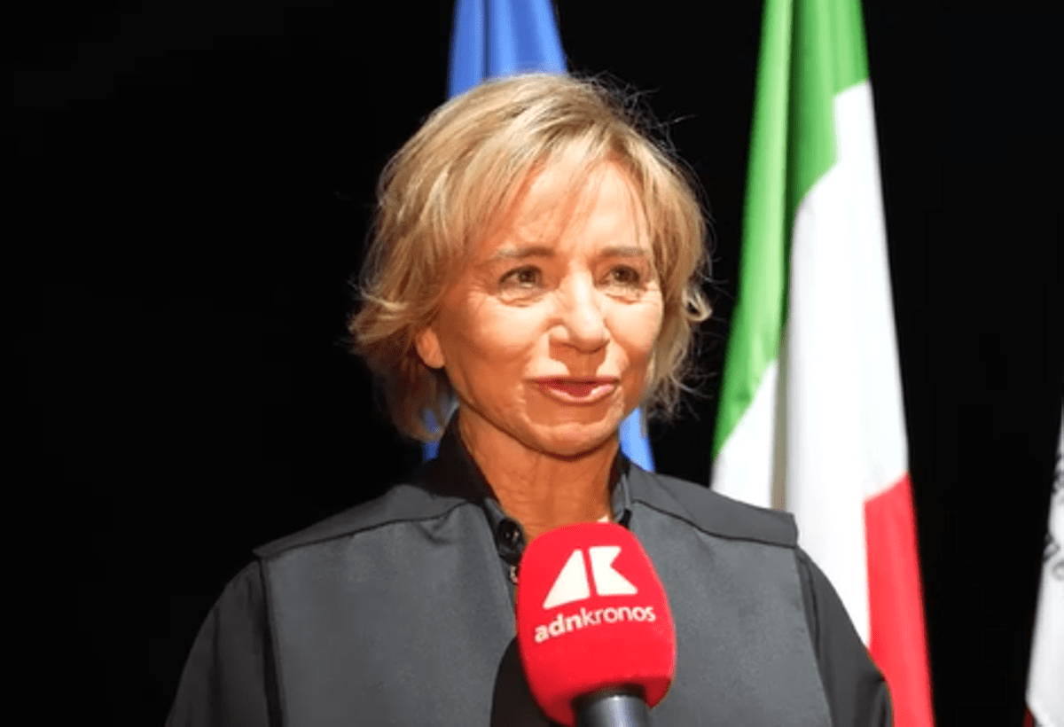 Moda Ferretti Linguaggio universale e specchio della societa ai giovani dico di non arrendersi