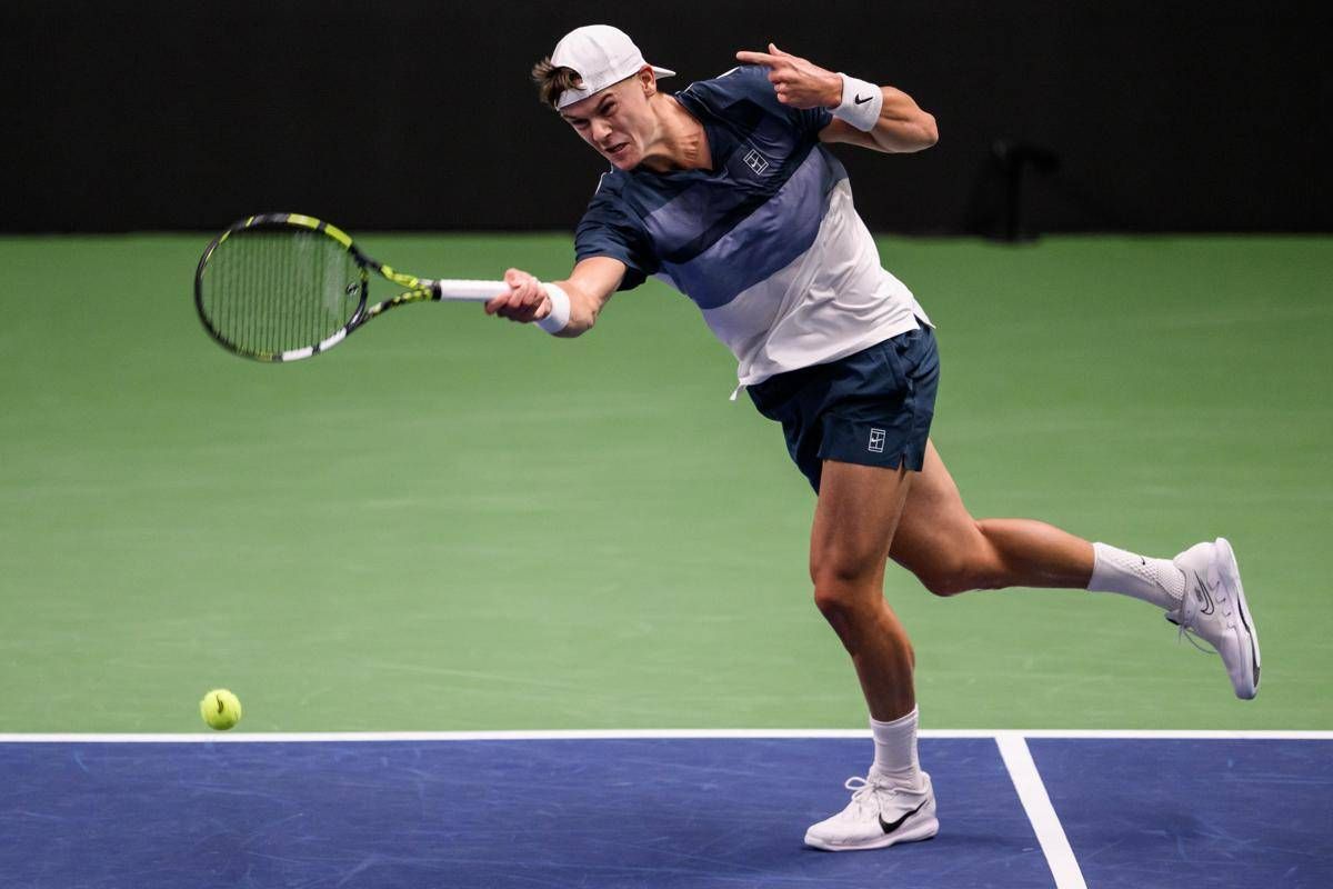 Rune denuncia profilo falso su X poi gli sfotto Ha paura scriva alle tenniste