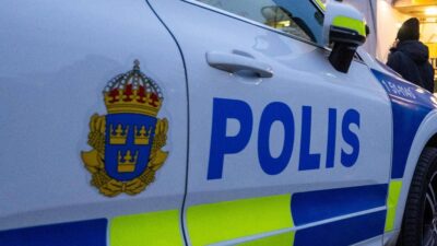 Stoccolma autobus travolge le persone alla fermata morti e feriti