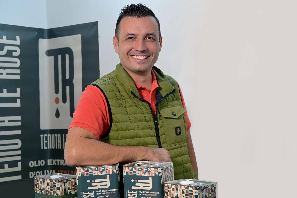 Tenuta Le Rose lolio che racconta la Calabria e la passione di una famiglia