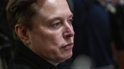Tesla bonus da 1000 miliardi di dollari a Elon Musk via libera azionisti