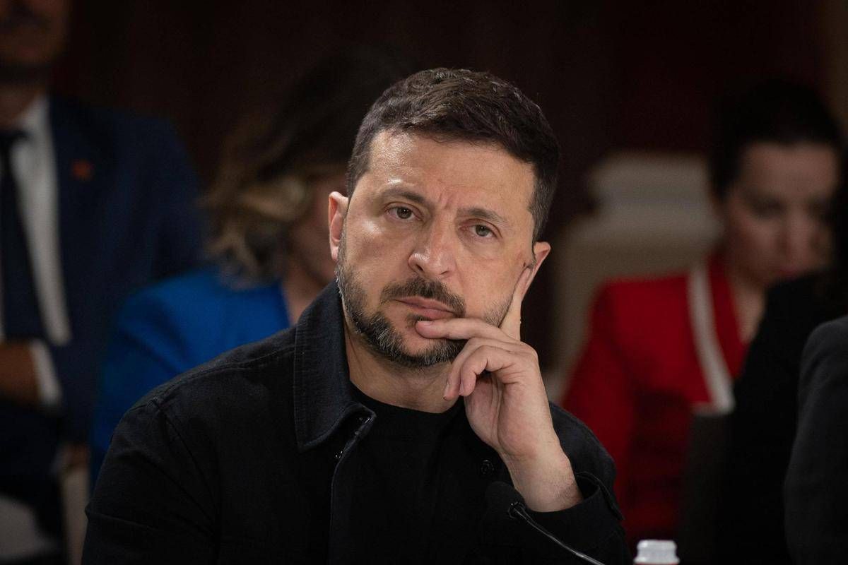 Ucraina Russia piano Usa cambia. Zelensky Serve colloquio con Trump