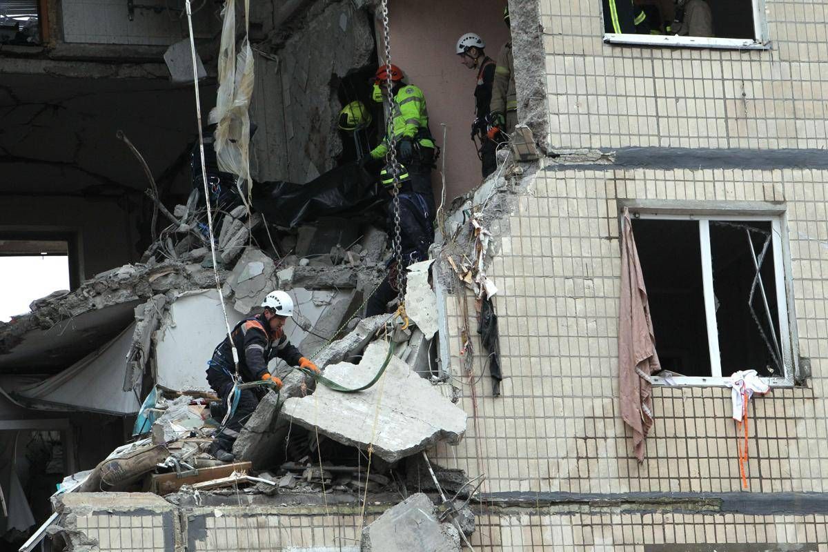 Ucraina nuovi attacchi Russia sempre piu vicina alla conquista di Pokrovsk