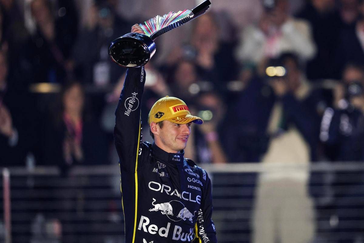 Verstappen trionfa a Las Vegas con Red Bull Ferrari lontane