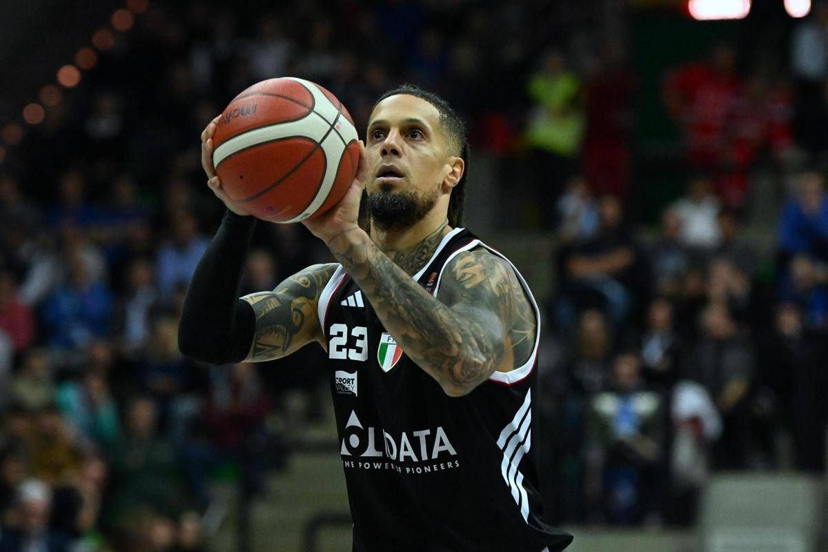 Virtus Maccabi polemiche in Eurolega. Meneghin Va giocata Villalta Sport unisce non divide