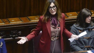 Visibilia giudice sospende processo Santanche per diffamazione atti a Senato